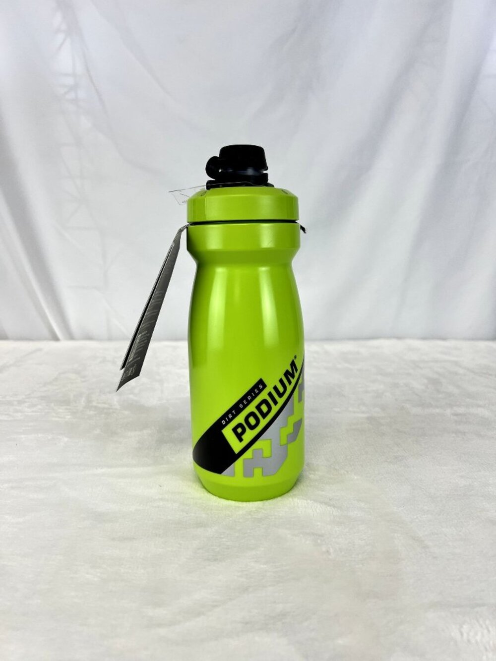 New! Camelbak line green Dirt Series Podium 21 oz water bottle